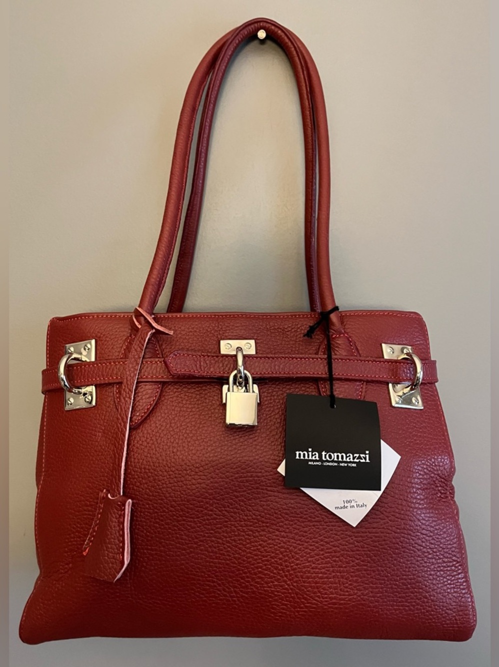 NWT  Mia Tomazzi Ruby Leather Shoulder/Handbag Tote